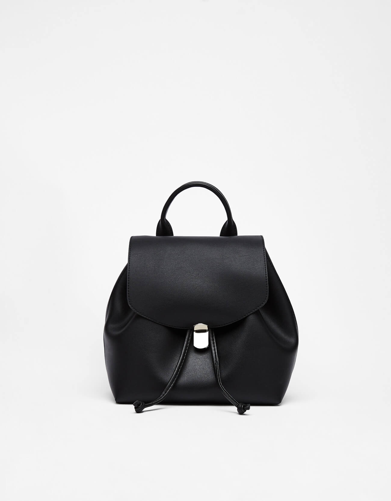 Backpack with metal fastener - Image 9